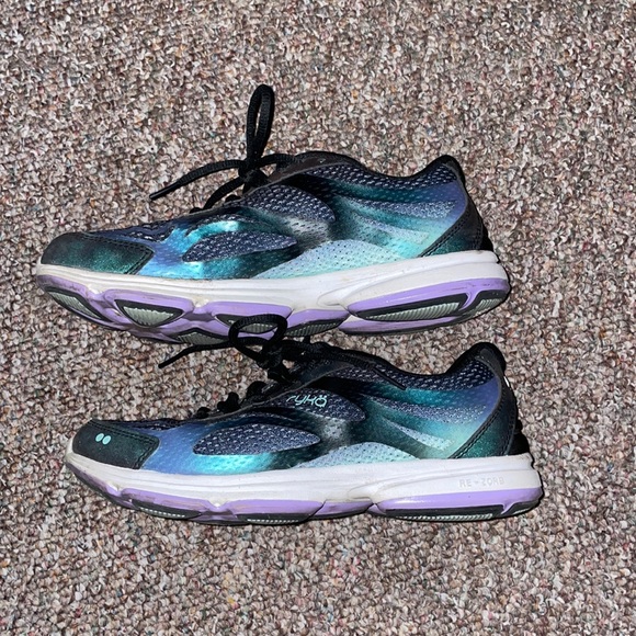 Ryka Shoes - Ryka tennis shoe, Womens size 7